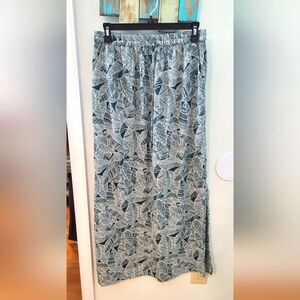 NWT Skies Are Blue Leaf Print Maxi Skirt - Green and White